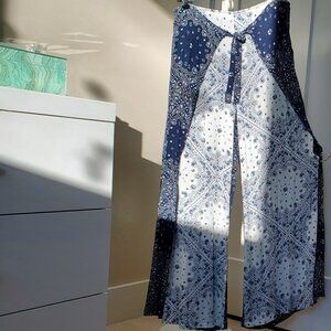 Vanilla Star Blue/White Coordinated Print Wraparound Pants. Size L